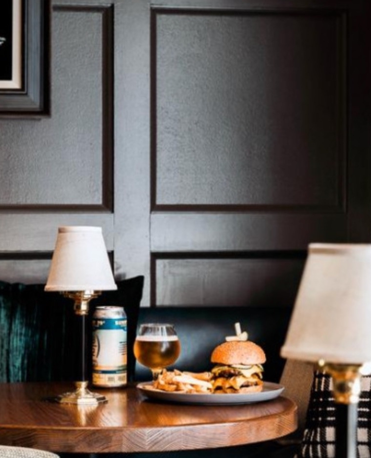 The_Hotel_Guru's tweet image. What about a scandi-chic hotel in the centre of Falmouth, on Cape Cod? 

thehotelguru.com/hotel/the-coon…

#boston #capecod #capecodimages #capecodinsta #capecodlife #capecodliving #capecodphotography #thehotelguru #mainephotography #mainetheway #mainething #massachusetts