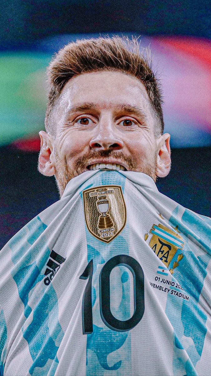 TeamLeoM's tweet photo. Un 24 de Junio de 1987 nacía Lionel Andrés Messi, el resto es historia. Como pasa el tiempo. Sobran las palabras. El hombre récord. La rutina de lo extraordinario. El mejor de la historia. Felices 35, gracias por ser argentino y te acompaños en tu más grande deseo, capitán.🇦🇷🇶🇦🤞🏼 https://t.co/RmELYmtWmM