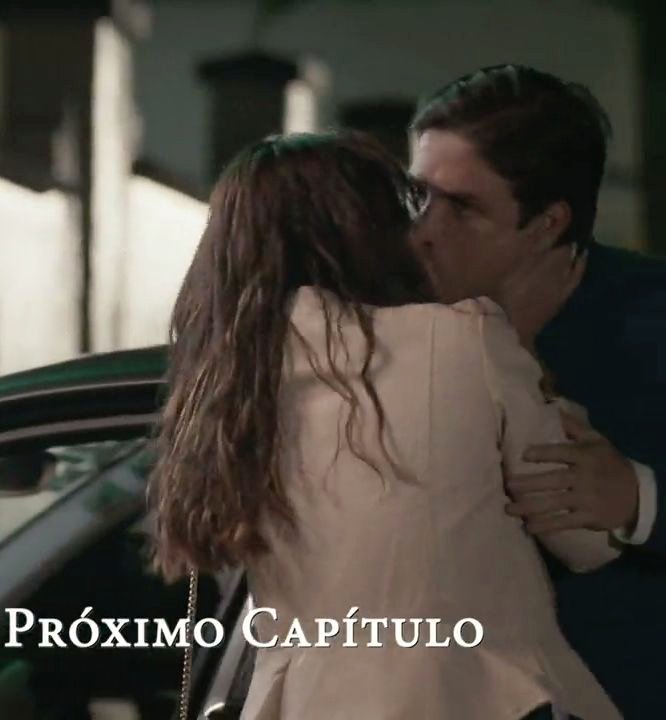 AleM_Fan's tweet photo. BESO CLAUDIEGO
#MujerDeNadie https://t.co/At1yNqQ3pD
