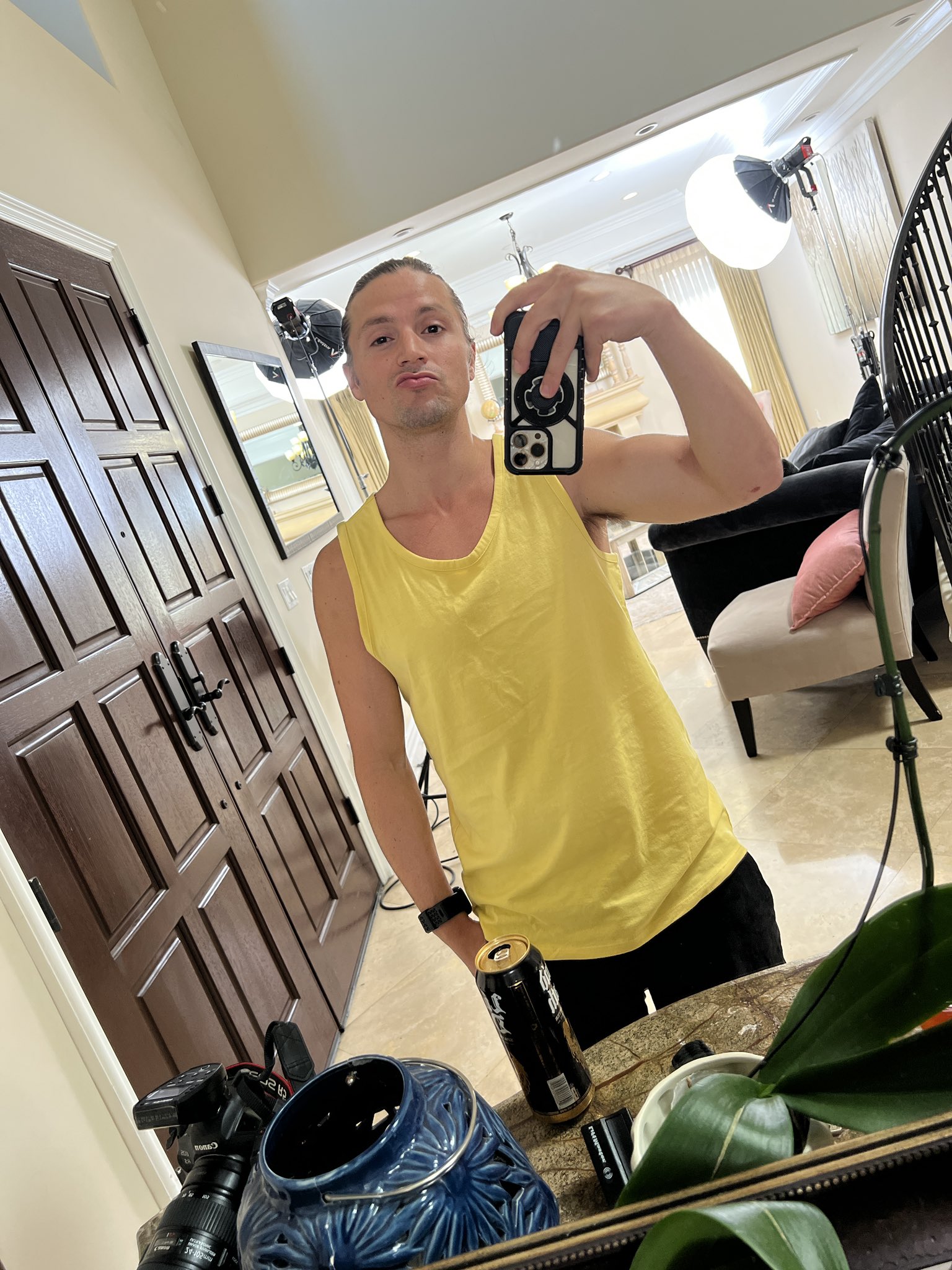 💀 Jay Romero Inc. 💀 on Twitter: "The face. The cack. https://t.co