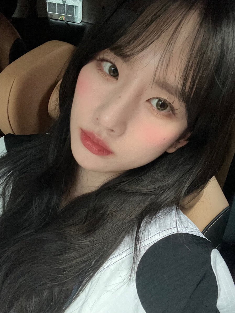 yveseolathinker's tweet photo. car selcas!
#YVES #SEOLA https://t.co/fDVsftoECC