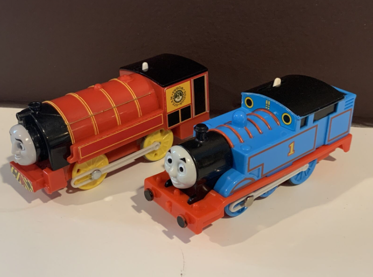 MGTFuser74's tweet photo. On Ebay, I came across a small lot and found a factory error 2013 RC Victor (cab sticker) 3trackmaster #lot #shopping #error #factoryerror #trackmaster #train https://t.co/bLw4Vl333s
