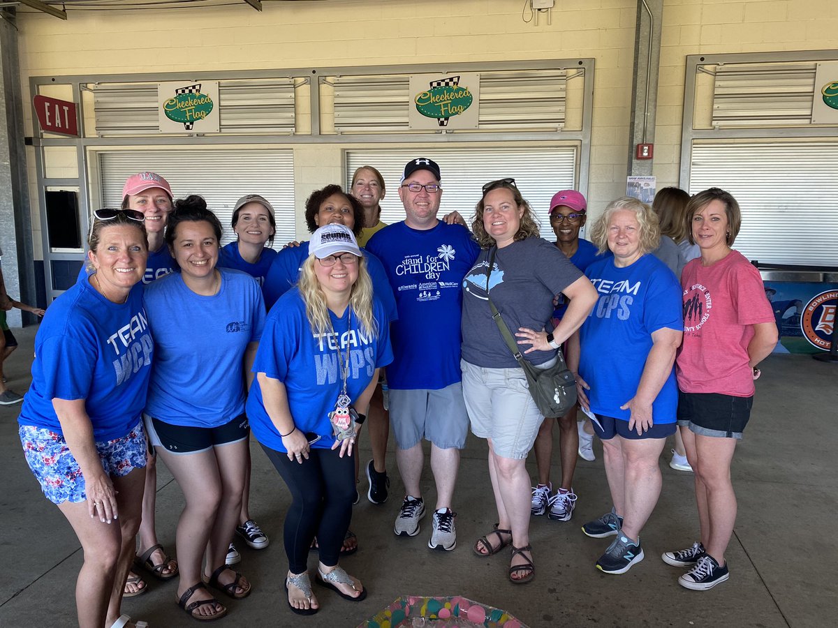 Never know who you’ll run into @CommunityEdBG #standforchildren event☀️