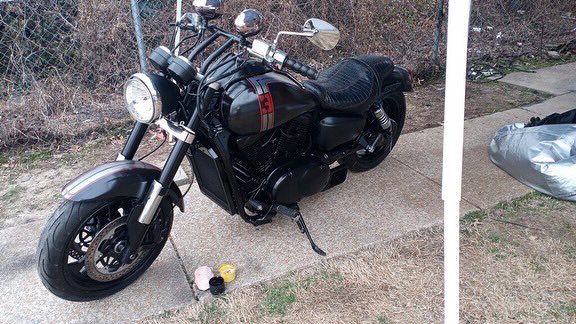 TUX_Detailing's tweet photo. Long over due post, guess the customer was having a lot of fun……. But this is a bike I wrapped earlier this year 😎

Wrapped in satin black with red flakes and decals to match.

#TUXdetailing  #STL  #explore
#autodetailing #ceramiccoating #detailinglife #coating #shorts https://t.co/YDyhTcXce5