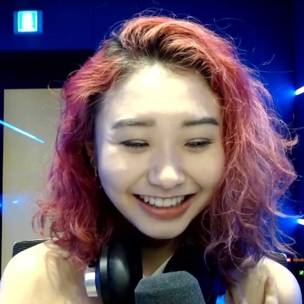 kdthinker's tweet image. today on live ❤