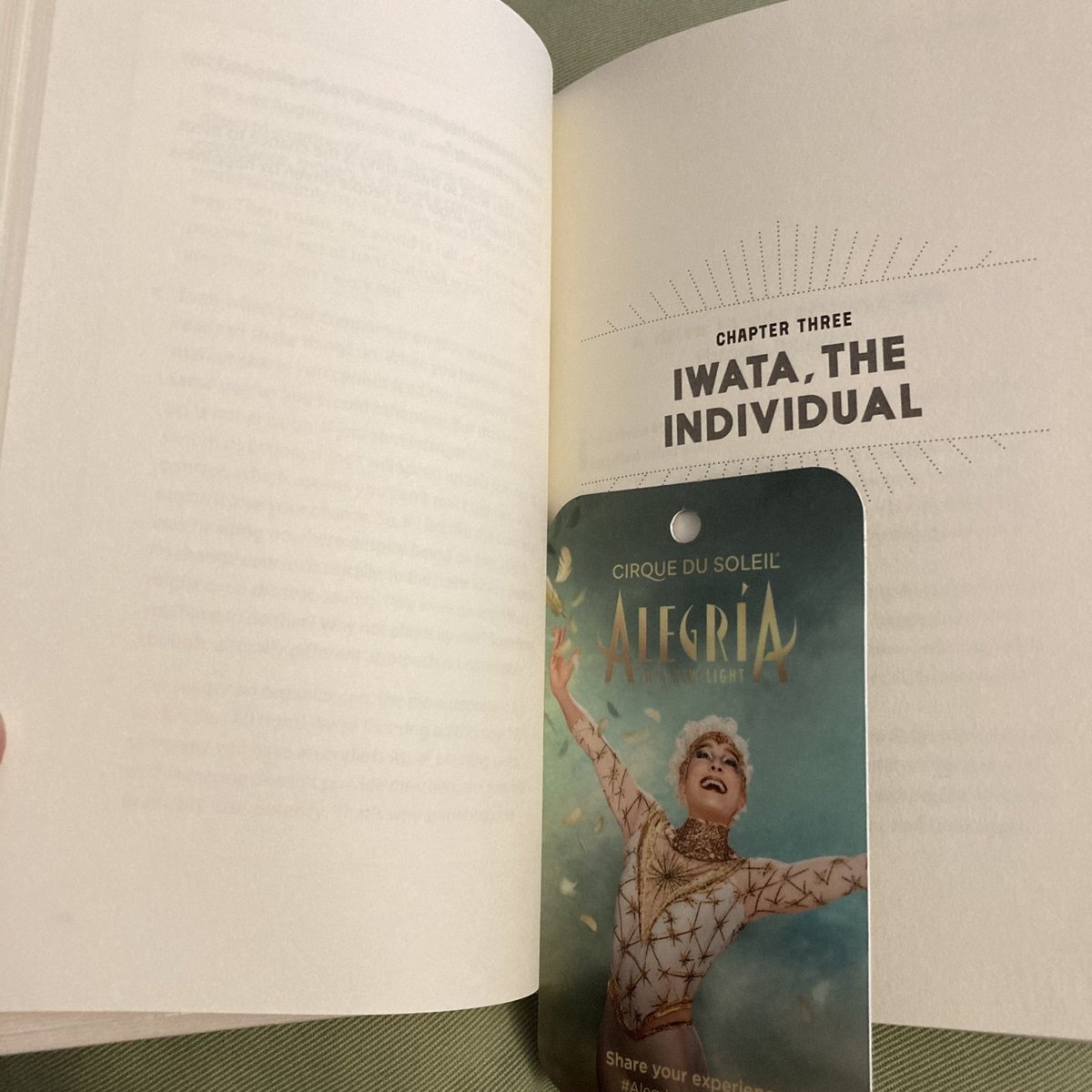 mybacklogbattle's tweet photo. I actually bought a physical book after what seems like ages! Also found the perfect bookmark 😍 #AskIwata #Alegria #CirqueVIP https://t.co/S46910Nt7c