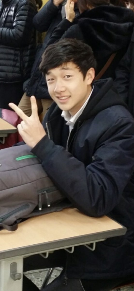 SkzLatamRecords's tweet photo. [220622]💭🐺 11:15 PM

2016.2 https://t.co/0BYckcnF4w