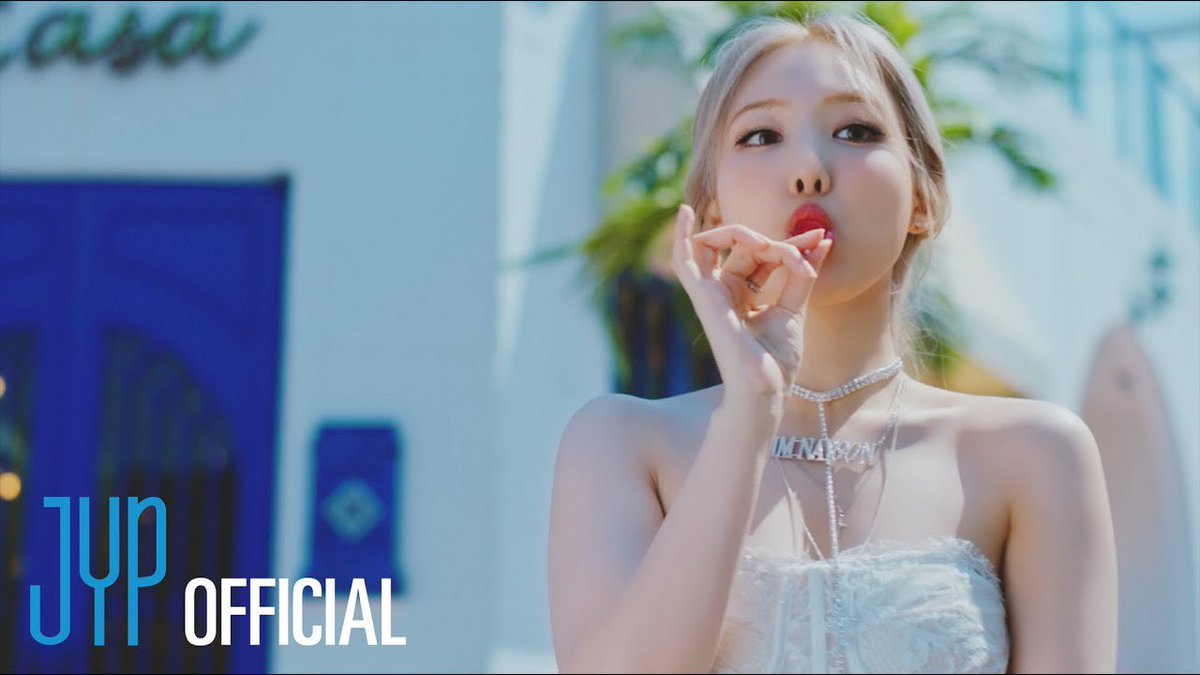 JustForTWICE_VN's tweet photo. [TRENDING PARTY] 

Một topic nhỏ trước giờ G, chỉ còn 20 phút nữa POP và mini album ra lò rồi mọi người ơi. Cùng gửi lời chúc tới Nayeon nào

Cú pháp: Viết gì đó +
IM NAYEON IS COMING
#나연팝_솔로데뷔
#Coming_up_NAYEON 
#IM_NAYEON  @JYPETWICE https://t.co/cbaym0w5KZ
