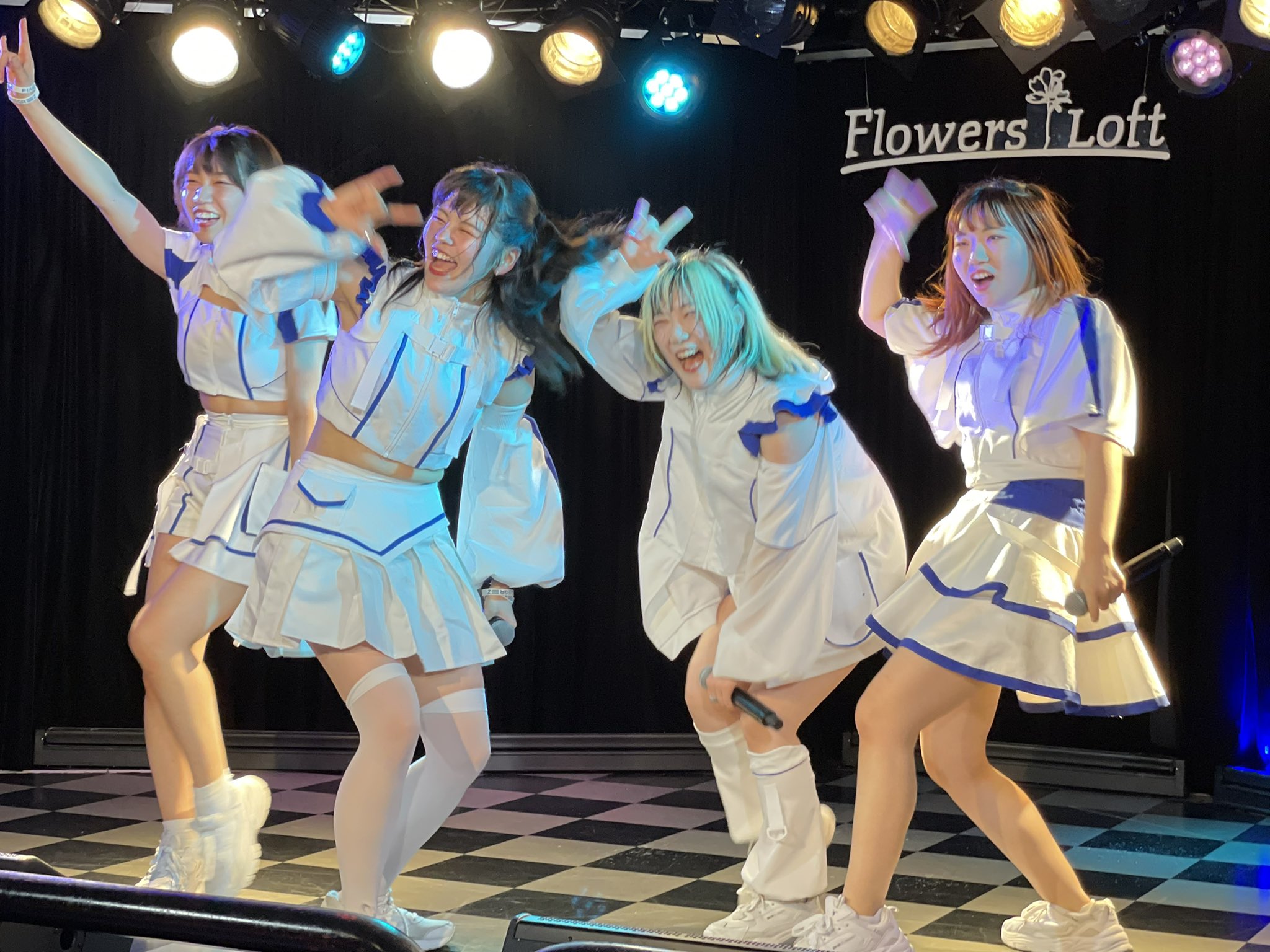 FiDZ Twitter Search / Twitter