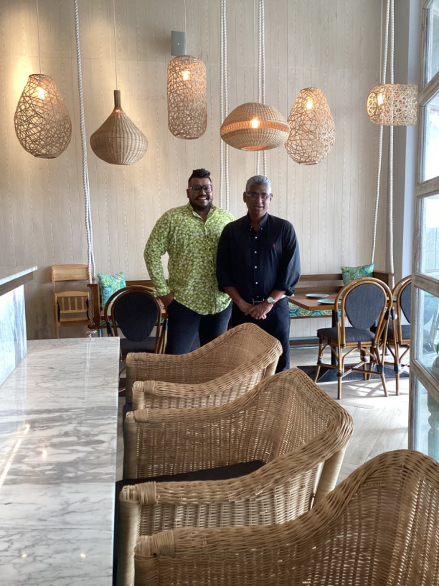 FaiszerM's tweet photo. Had a wonderful discussion with Danu on Fire. We discussed on the current affairs and I shared my insights.

#faiszermusthapha #danuonfire https://t.co/gzBUAdSkDR