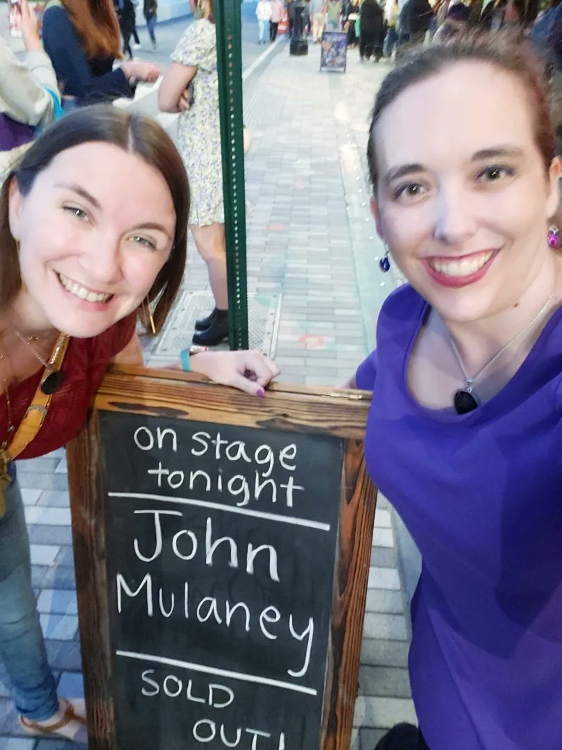 He's a comedian, but really, @Mulaney is a magician. The experience he creates for an audience, even and especially when writing about his own struggles, is just magic. So grateful to have seen the beginnings of From Scratch at City Winery, and to see it complete now. Wow.