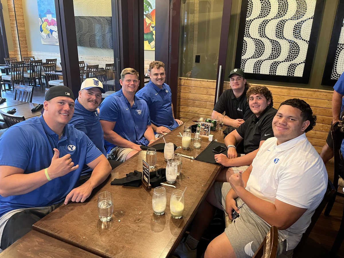 Coach_DFunk's tweet photo. Great dinner tonight at Rodizios! Appreciate the hospitality. https://t.co/DXAP6a39f7