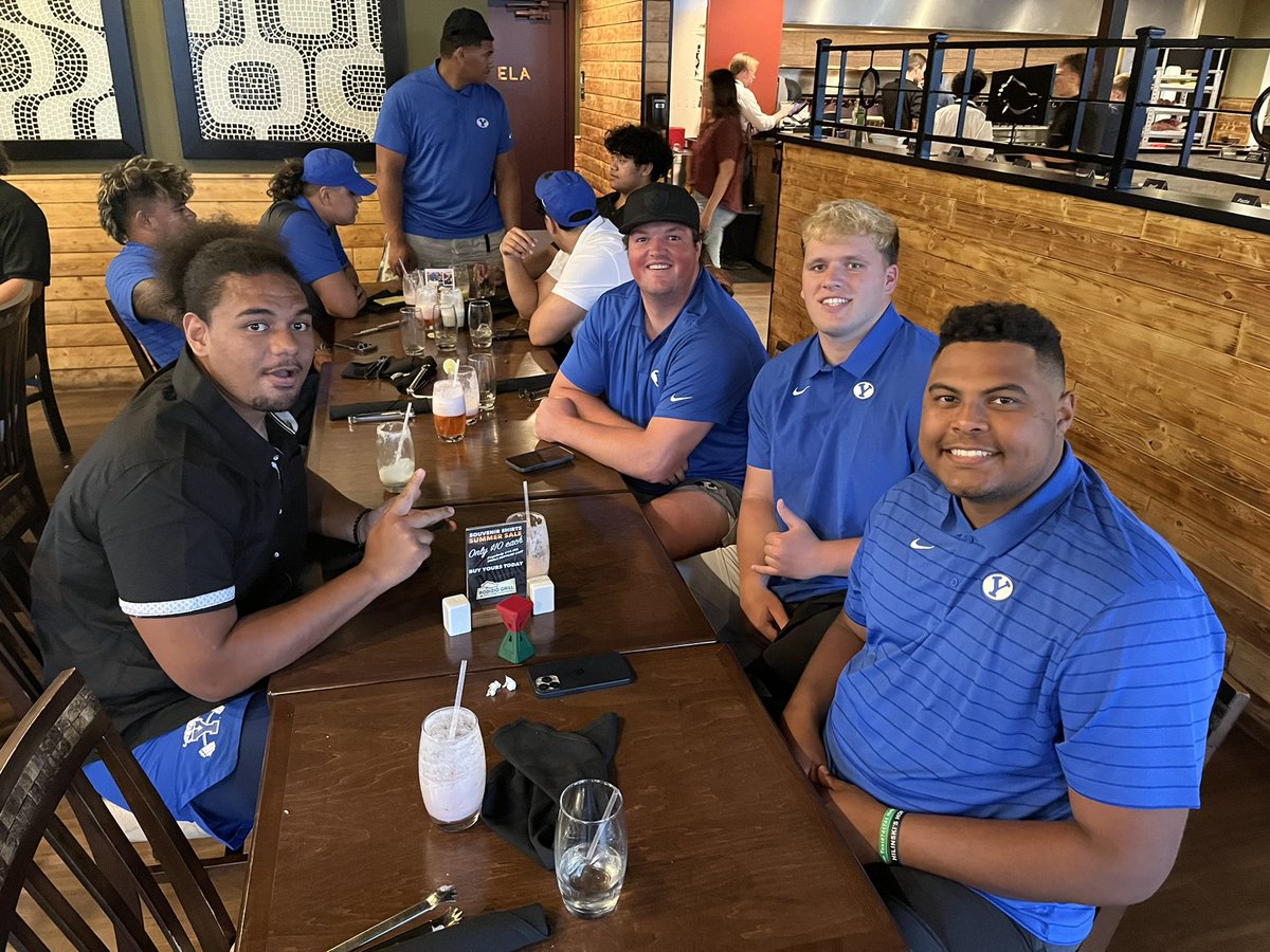 Coach_DFunk's tweet photo. Great dinner tonight at Rodizios! Appreciate the hospitality. https://t.co/DXAP6a39f7