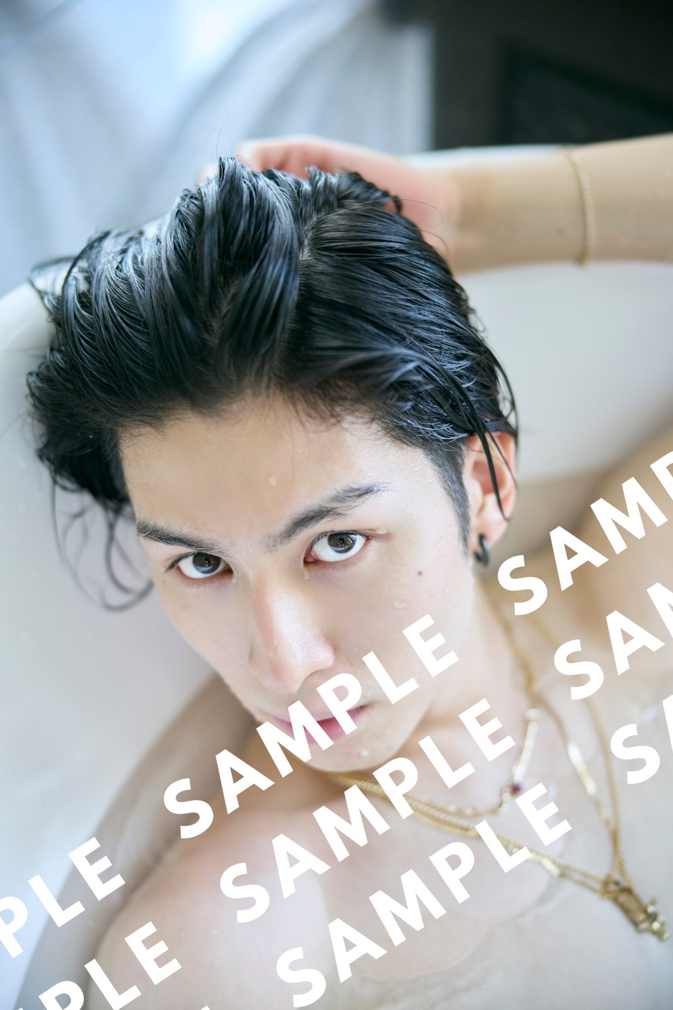 長谷川慎 в X: „【解禁】 こちら、ドキッとするカットがセブン 長谷川慎 в X: „【解禁】 こちら、ドキッとするカットがセブン