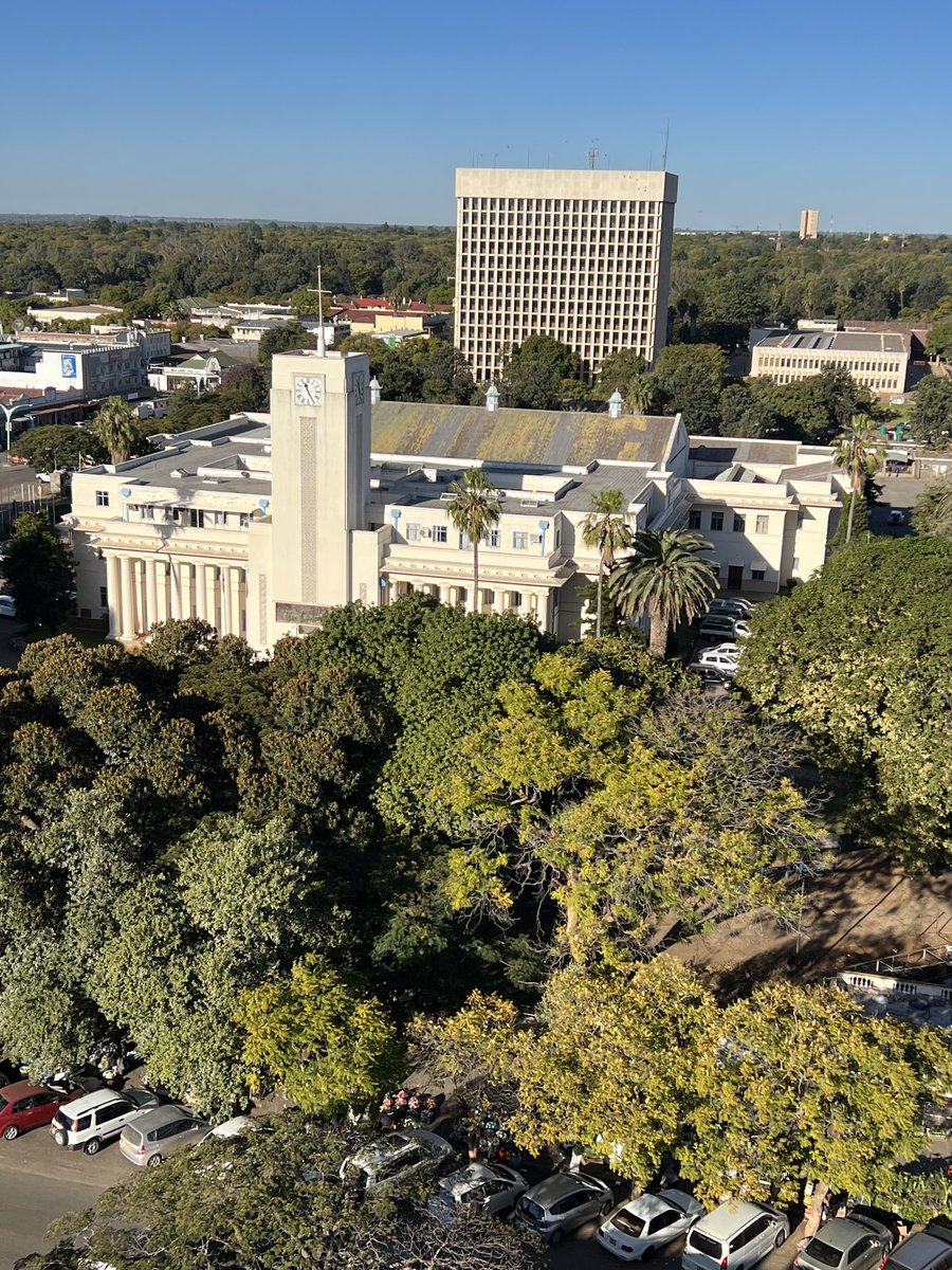 SimbaNembaware's tweet image. City Hall, Tower Block and "Ascot" in one frame 👌🏽 ... ng'khaya, ngithi #Bulawayo