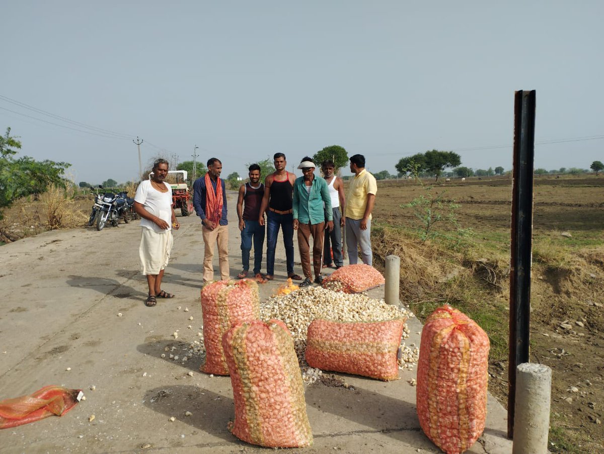mr_jek_'s tweet photo. @PMOIndia 
@ashokgehlot51 
@RajGovOfficial 
@BJP4Rajasthan 
@ombirlakota 
@DainikBhaskar 
@PatrikaNews @NewsHadoti https://t.co/vmCwUaFwJp