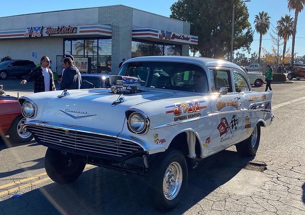 J & M Speed Center tweet media