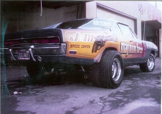 J & M Speed Center tweet media