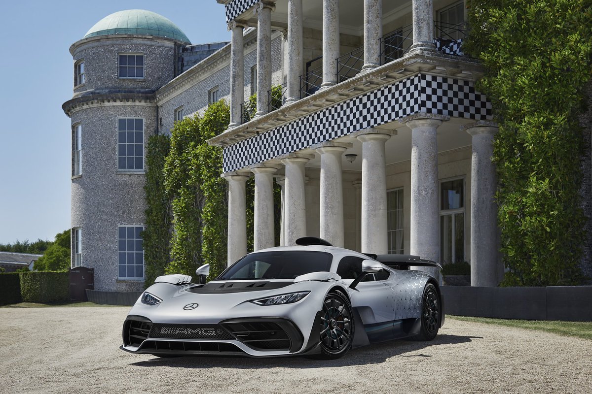 HunterSkipworth's tweet photo. That was quite the photoshoot…

The details on the AMG One. Everything about it really. Just mind blowing. 

More about what we have at FoS 2022 here - https://t.co/6Mphkkpdss https://t.co/fvzMy9uKge