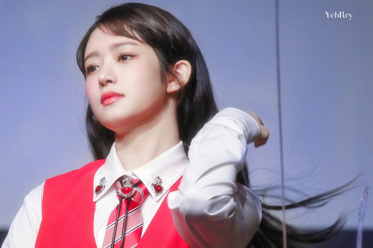 hoursrei's tweet photo. #REI #레이 #IVE #아이브 https://t.co/aGSvqc4kge
