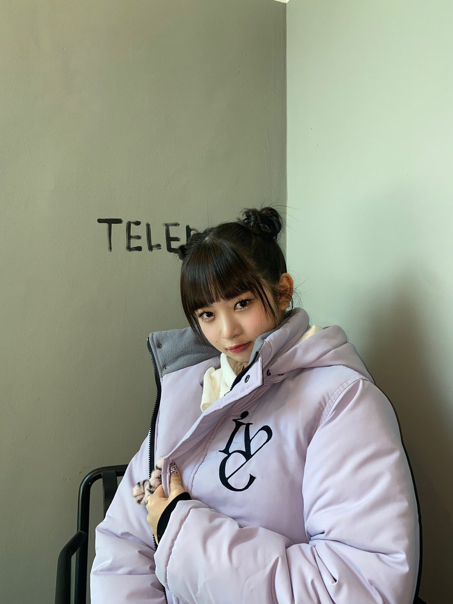 hoursrei's tweet photo. #REI #레이 #IVE #아이브 https://t.co/Q7fHrfJbO3
