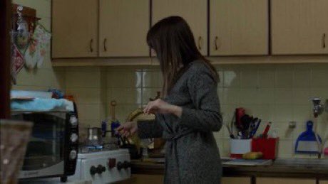 I_lnsomnia's tweet photo. أحب مشاهد تحضير القهوة بالدراما السورية https://t.co/Bh46J2AWpw
