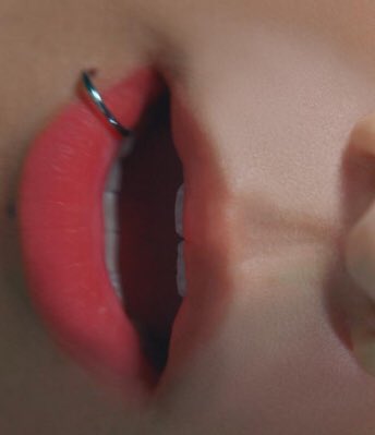 vminiecats's tweet photo. — matthew daniel siskin, director creativo compartió varias fotografías en Instagram del MV oficial de #LeftandRight #JungkookxCharliePuth (+) https://t.co/pvbvKdFZsq