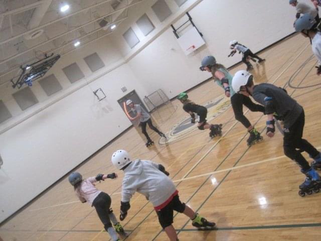VulcanPrairiev1's tweet photo. Grade 6s had a busy day with golfing, inline skating and a graduation celebration with their families. We wish them all the best as they head over to CCHS next year. We know that they will do great things! https://t.co/mOxu2Q4WYb