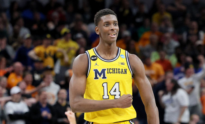 NBAFRANCE's tweet photo. 4 joueurs français ont été draftés cette nuit 🔥

11ème pick⎜🇫🇷 Ousmane Dieng 
43ème pick⎜🇫🇷 Moussa Diabate 
46ème pick⎜🇫🇷 Ismael Kamagate 
58ème pick⎜🇫🇷 Hugo Besson 

#NBADraft https://t.co/aaomoHhdsk