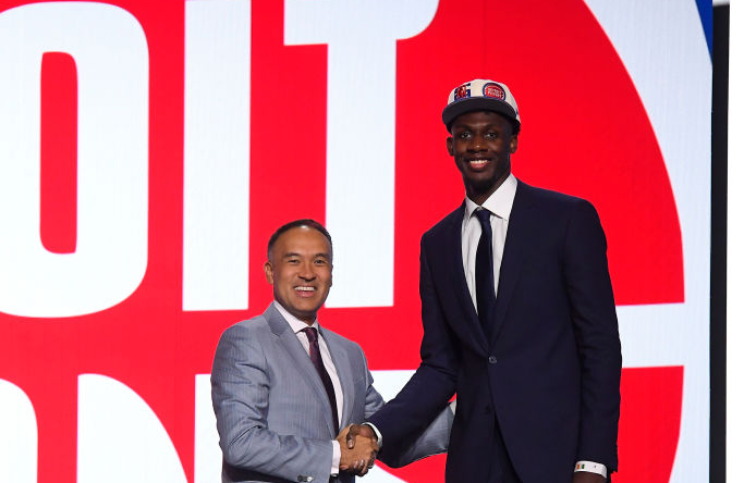 NBAFRANCE's tweet photo. 4 joueurs français ont été draftés cette nuit 🔥

11ème pick⎜🇫🇷 Ousmane Dieng 
43ème pick⎜🇫🇷 Moussa Diabate 
46ème pick⎜🇫🇷 Ismael Kamagate 
58ème pick⎜🇫🇷 Hugo Besson 

#NBADraft https://t.co/aaomoHhdsk