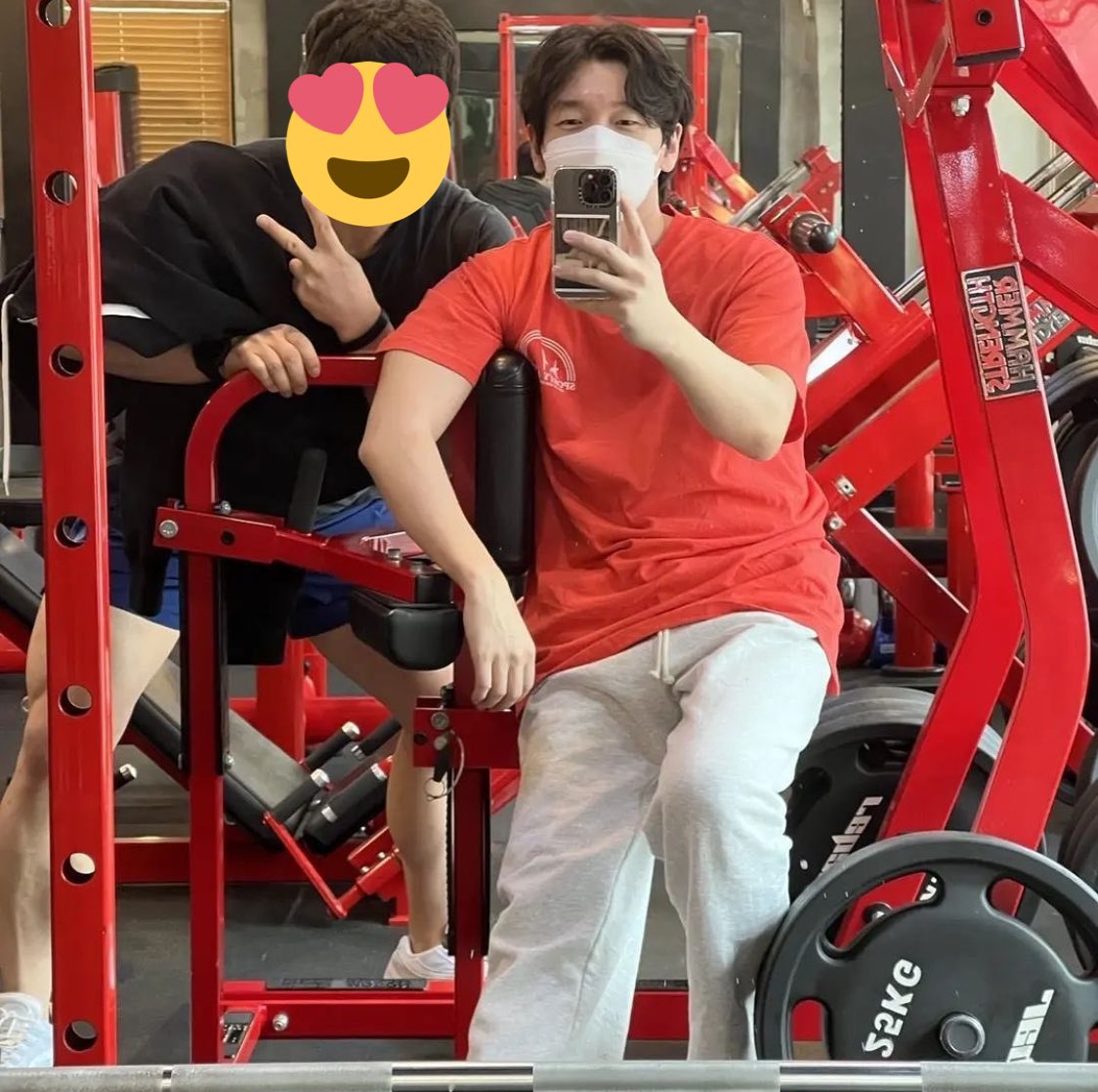 thiccmok's tweet photo. the hair ◖⚆ᴥ⚆◗ https://t.co/dTnkmFLUSJ