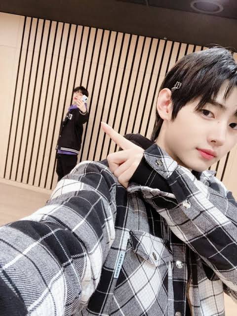 happy birthday, honey! i hope that you'll enjoy this day. i'll see you later, i love you! ❤️