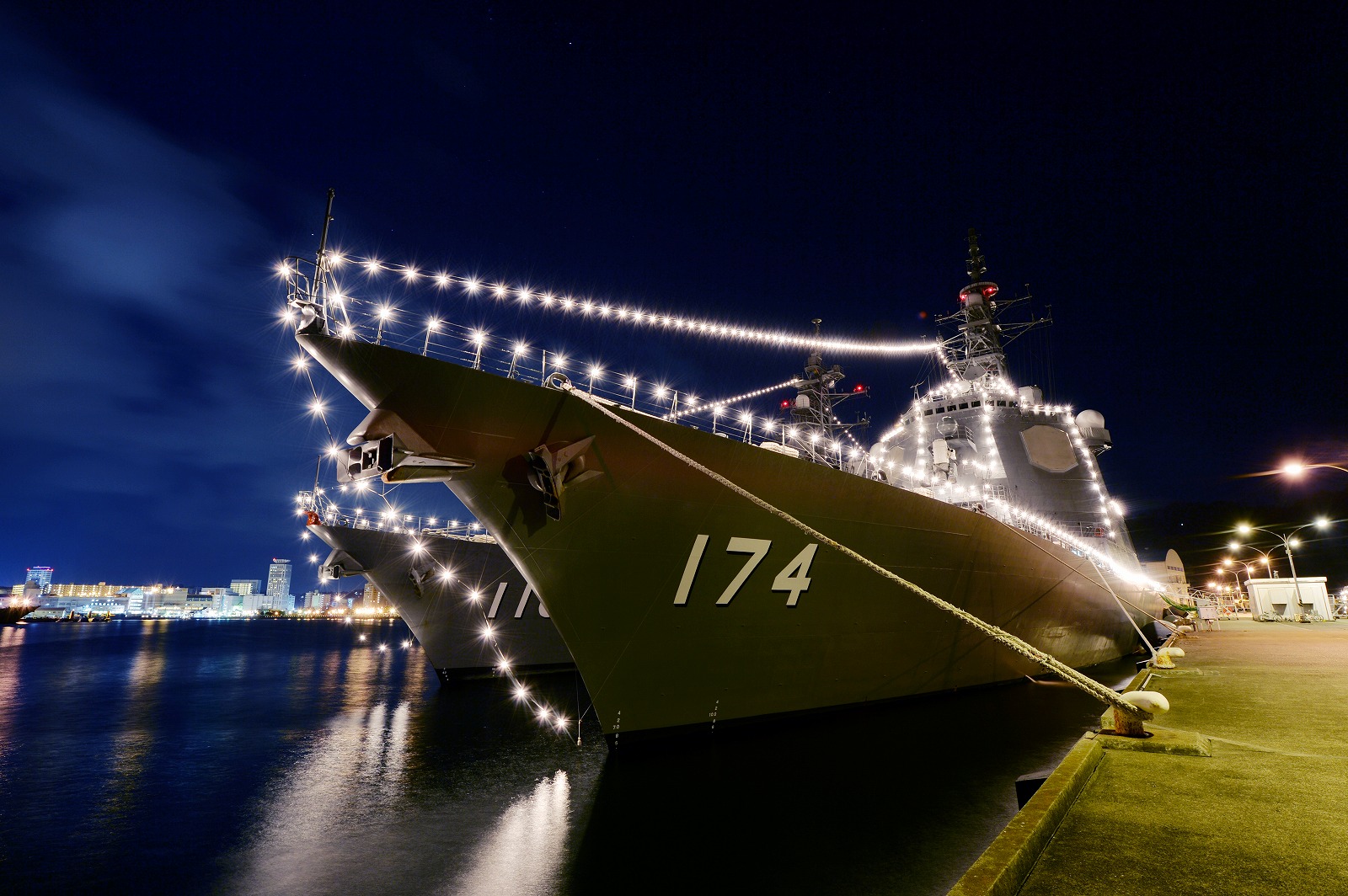 離島カード 長崎県 桐ノ小島 A）世界文化遺産登録10周年記念 軍艦島（端島）純金カード
