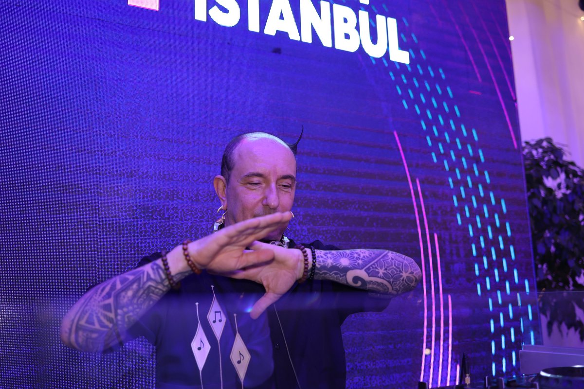 GM! Mentally we're here 🫠  <a href="/MercanDede/">Mercan Dede / Arkın</a> ▪️ #nftsummitist