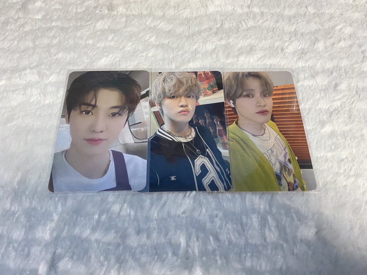 renminniee's tweet photo. —–✮ today's #snellemails ଘ( ˊᵕˋ )ଓ 

may umuwii po anoo puno na ni lele ang aking binder sksksksk thanku for trading with me^^ https://t.co/ATwvA0N9rm