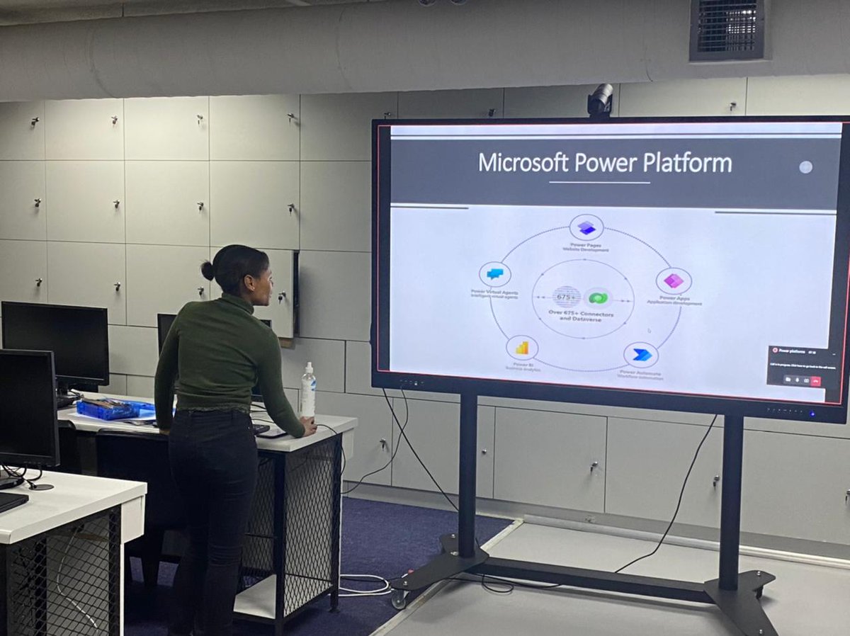 VarsityGenie tweet media