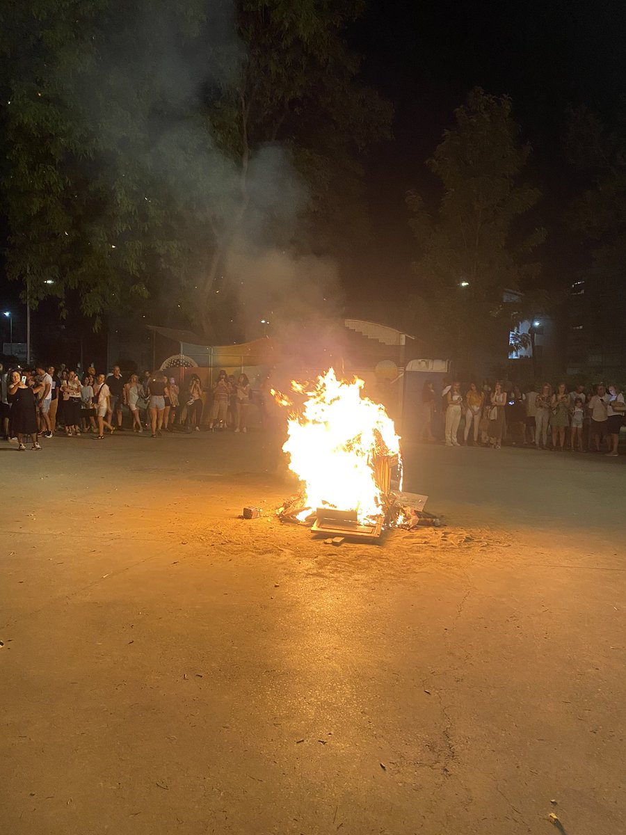 estareaquimismo's tweet image. Anoche #sinPalabras #exitazo #fiestasDeSanJuan2022 #seguimos @juntacentroEste