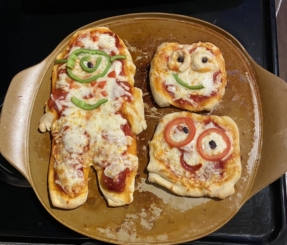 KaleyWeldonDean's tweet photo. @HelloFresh #HelloFreshMinions #contest https://t.co/VYmovBqNdq