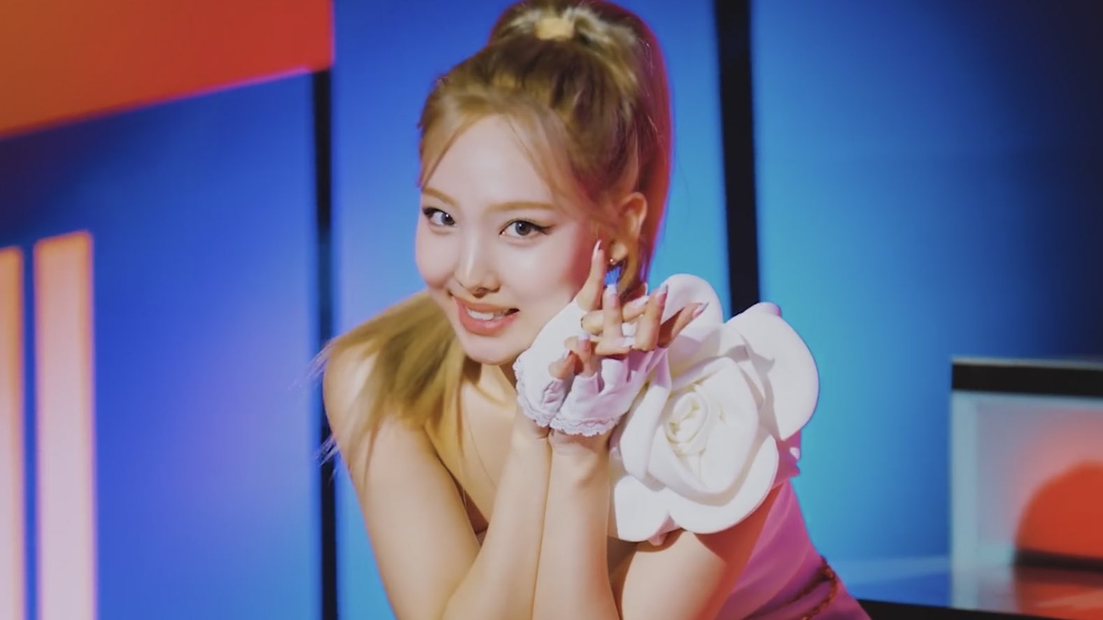 TWICE's Nayeon Drops “POP!” Music Video Teasers - Koreaboo