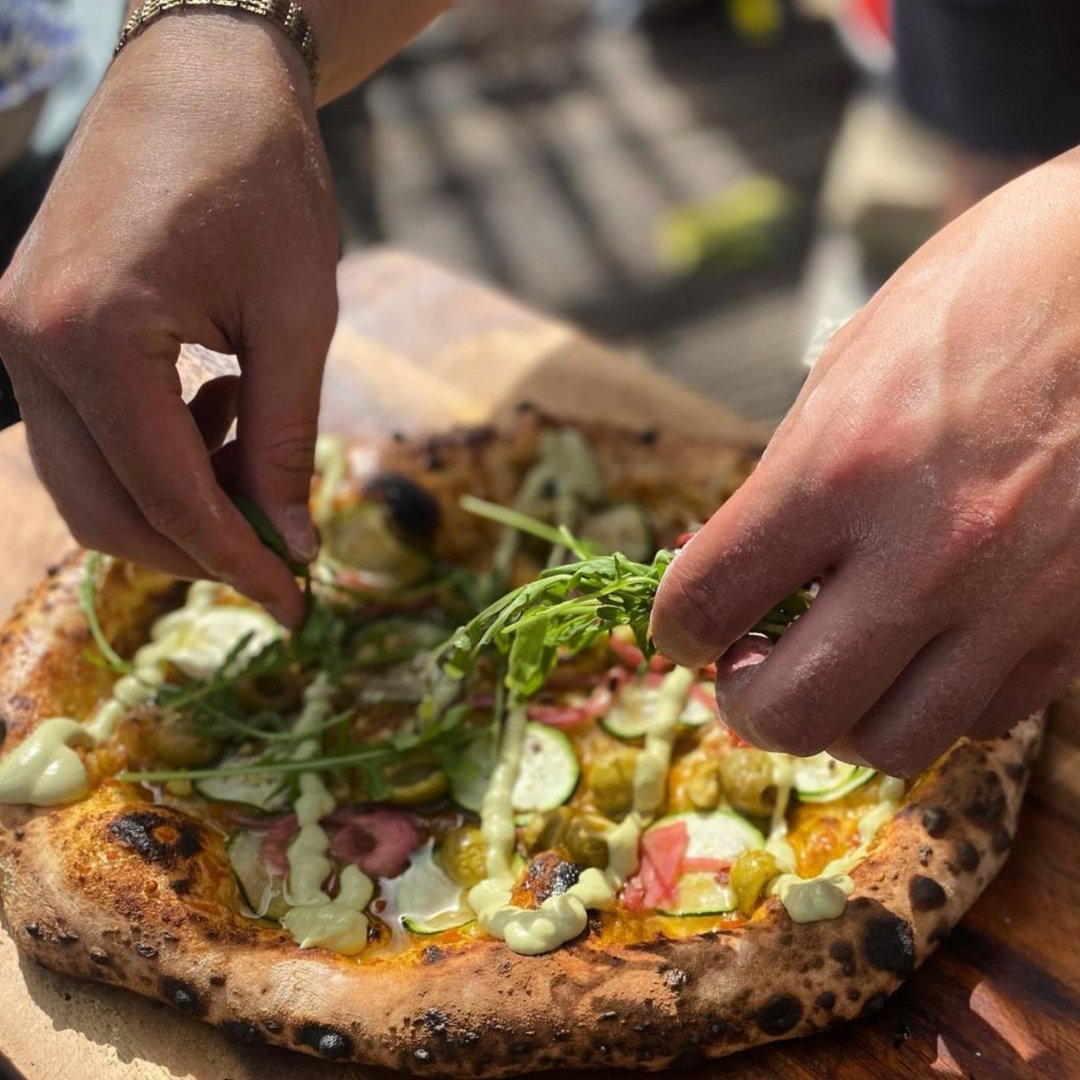 grab a slice of heaven this weekend 🤤

our brand new trader flower power pizza will be joining us in epsom this sunday, after a fantastic debut at our summer sessions last weekend!

⏰ 26th june, 10:30am - 3:30pm
🤍 ethicalveganevents.co.uk/market-info
