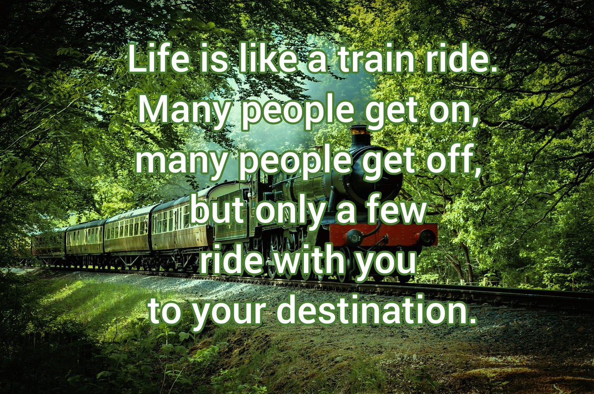 MandyFrster3's tweet photo. The sun would shine for me if all the people close to my heart would take a seat on my train.
🧡💛🚂🚃💺💛🧡
@Sunflower2811 ❤️
@gulfkanawut @MSuppasit
#daily_pic #lifetrain
#happiness #sunshine https://t.co/4FJJ6fQPAh