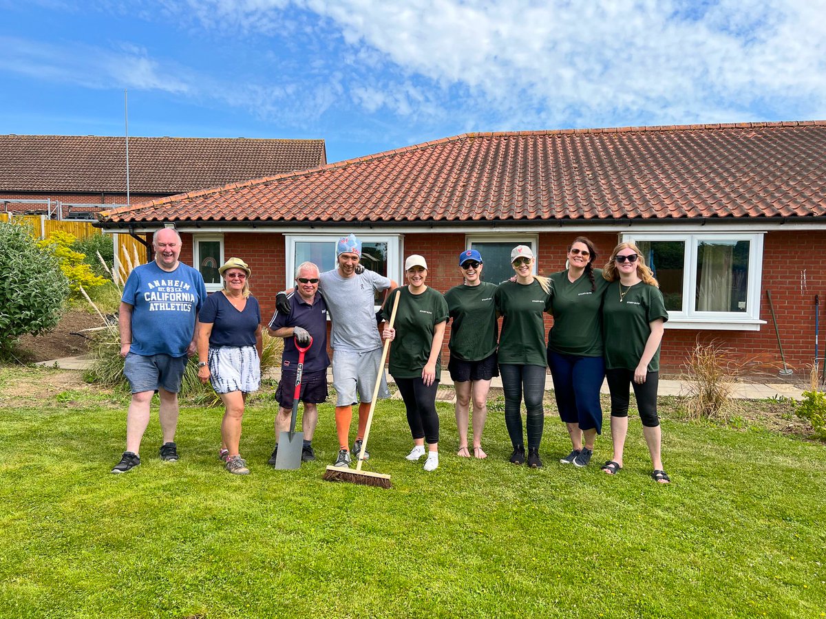Huge thank you to the #volunteers from <a href="/StartRiteShoes/">Start-Rite Shoes</a> and <a href="/AvivaUK/">Aviva UK</a> who took the gardens Break's homes for children and young adults with #disabilities to the next level. If you or your company would like to volunteer with us, click this link bit.ly/3ODR0NV