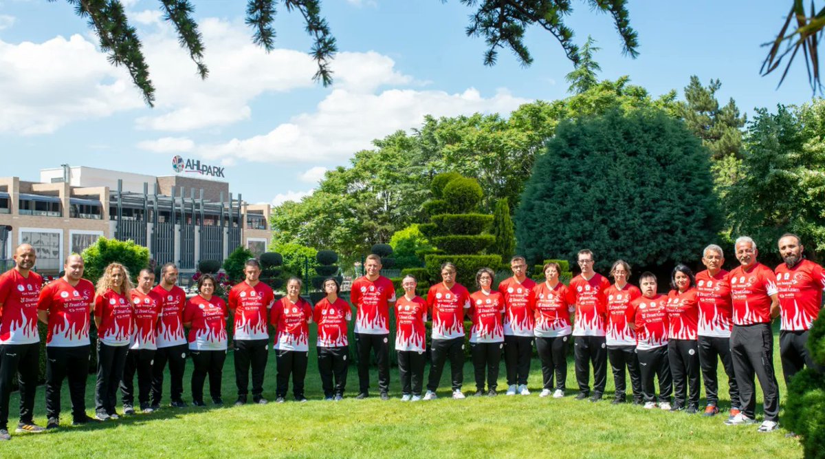 Özel Sporcumuz Emirhan AKÇAKOCA, 3 altın madalya,
3 Dünya şampiyonluğu ve Dünya Rekoru ile hem ilimizin hem ülkemizin gururu oldu.💪🌏🏆🎖🇹🇷
Haber detayları için linki tıklayınız.👇
tekirdag.gsb.gov.tr/HaberDetaylari…
<a href="/kasapoglu/">Dr. Mehmet Kasapoğlu</a> <a href="/gencliksporbak/">Gençlik ve Spor Bakanlığı 🇹🇷</a>
