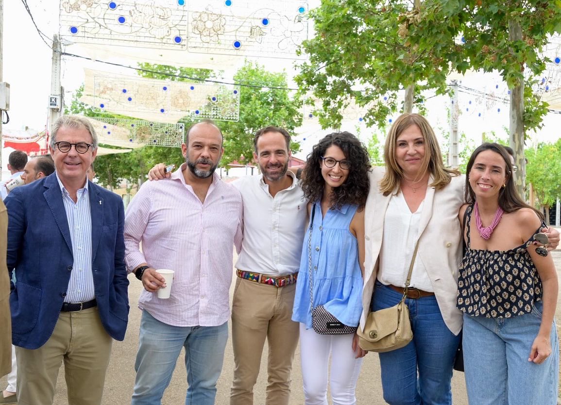 JuanParejoFdez's tweet photo. Jornada de convivencia #afiliados #SanJuan #Badajoz #PartidoPopular #casetaPopular 🅿️🅿️ #Adelante 👍🇪🇸 @acavacasillas @PP_Badajoz @ppextremadura @GPPopularExt @MGuardiolaM https://t.co/JeLs7k9aoV