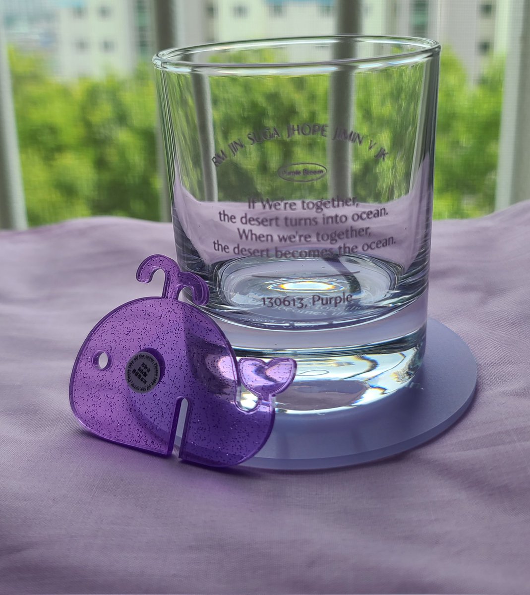 <a href="/purple_breeze_/">PURPLE BREEZE</a> 
<a href="/discord/">Discord</a> 
디스코드에서 열었던 데뷔 9주년 스밍이벤트에 참여했었는데 당첨‼️
두근두근 맘으로 기다리고 있었는데 퍼플브리즈 유리컵세트를 이렇게 받게 되었어요😊
진짜 문구도 완벽하고 티코스터와 코래까지 모든게 perfect♥️
소중히 잘 사용하겠습니다 감사해요💜🥰