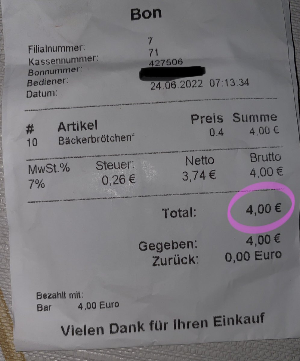 10 Brötchen für die 2. Klasse vom Sohnemann für‘s Ferienfrühstück - 4€!!!! 40Cent für ein stinknormales Brötchen! „Das sind 80 Pfennig.“ würde meine Oma jetzt sagen. Mir scheint das recht teuer, wem noch? #Klimawandel #Krieg #Bundesregierung #teuer #Euro