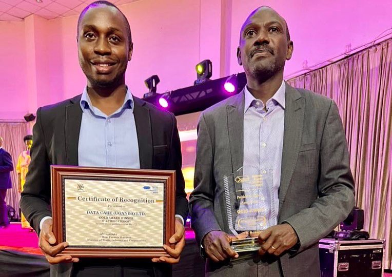 Dcareug's tweet photo. We are proud to announce that we scooped the Gold Award in the export of IT & ITES services for 2022 during the Presidents Export Award.
#PEAwards22
#ExportWeek2022
Thread 1/2 https://t.co/G85cnYrRAS