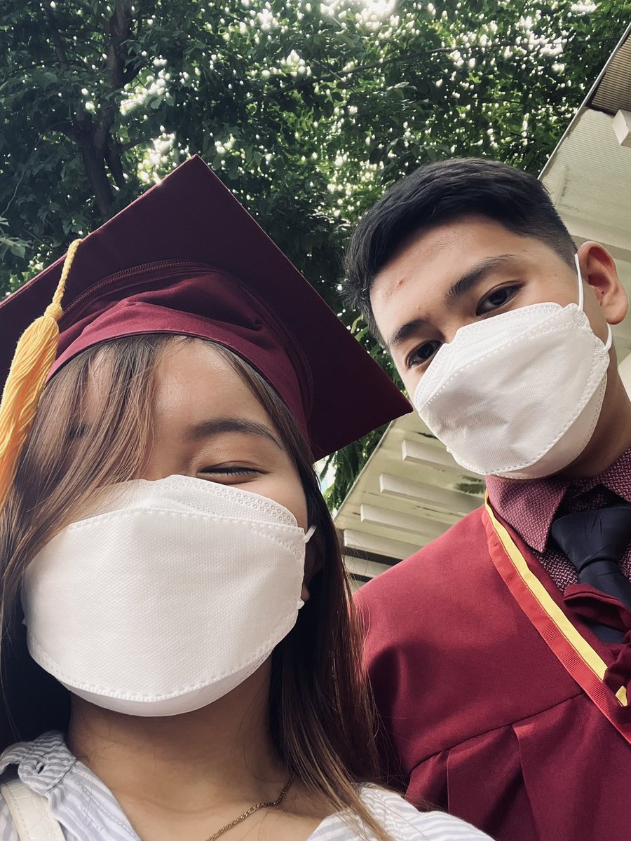 Zeneeeeeth's tweet image. My good days. 🤍