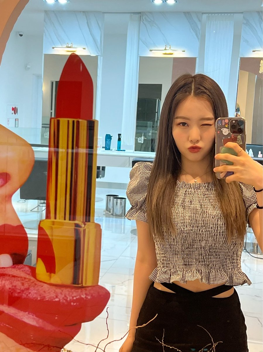 ichillin_km's tweet photo. 나는 재키공주 🥳🎁♥️

#ICHILLIN #아이칠린 #JACKIE #재키 https://t.co/EUHa3b5smz