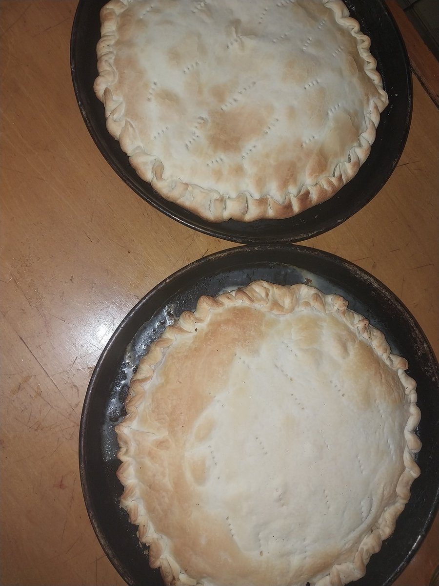 nanuchy_'s tweet photo. Que fruta noble la tarta https://t.co/8io6mgmCph